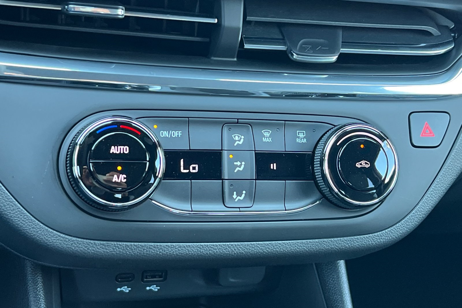 Vehicle image 20 of 31