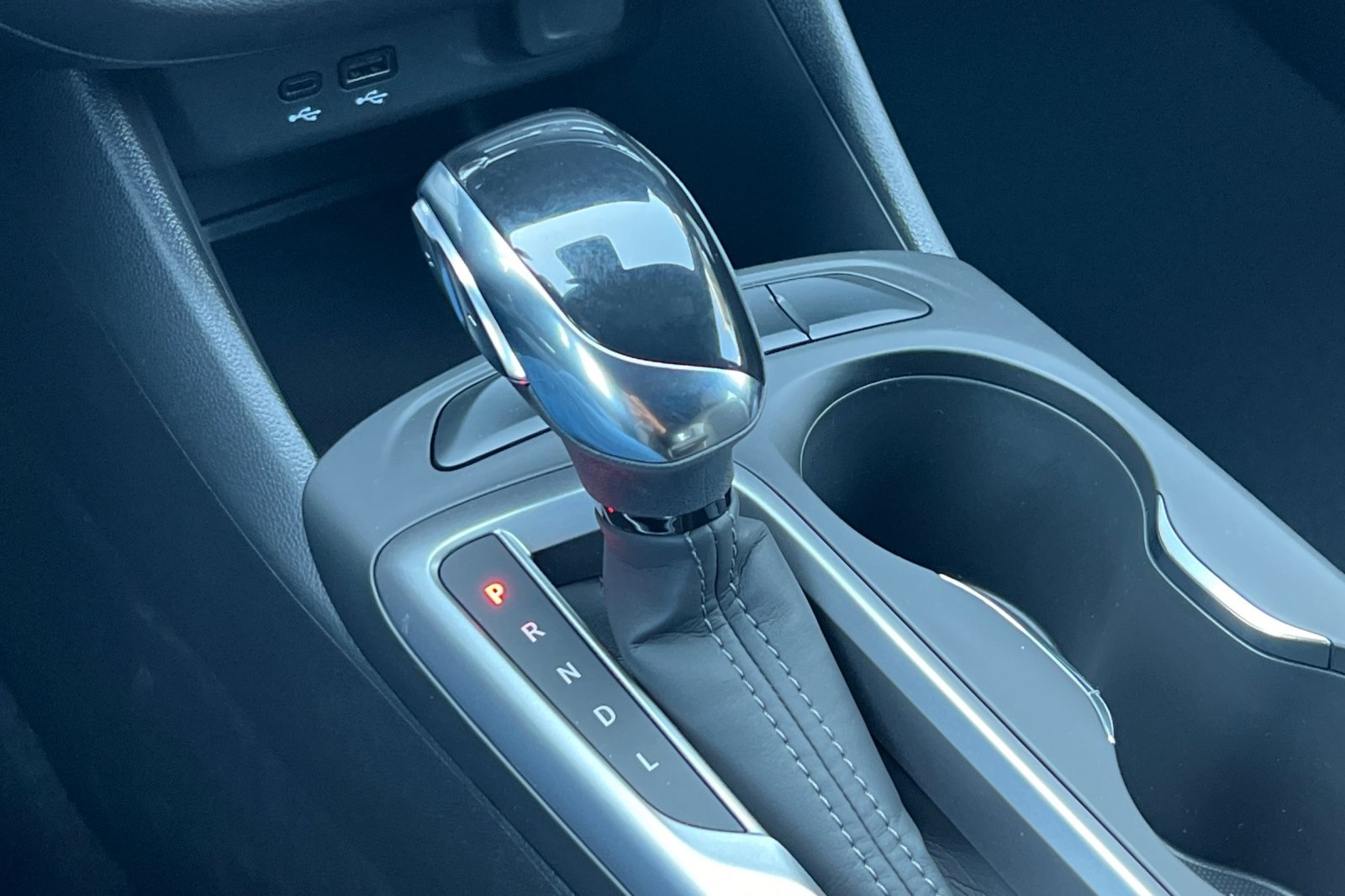 Vehicle image 16 of 31
