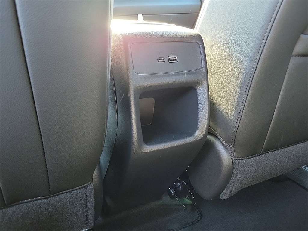 2025 Buick Envista Preferred Image 12 of 30