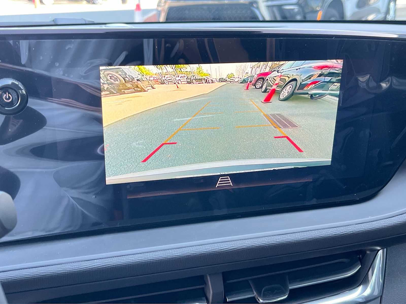 2025 Buick Envista Preferred Image 13 of 25