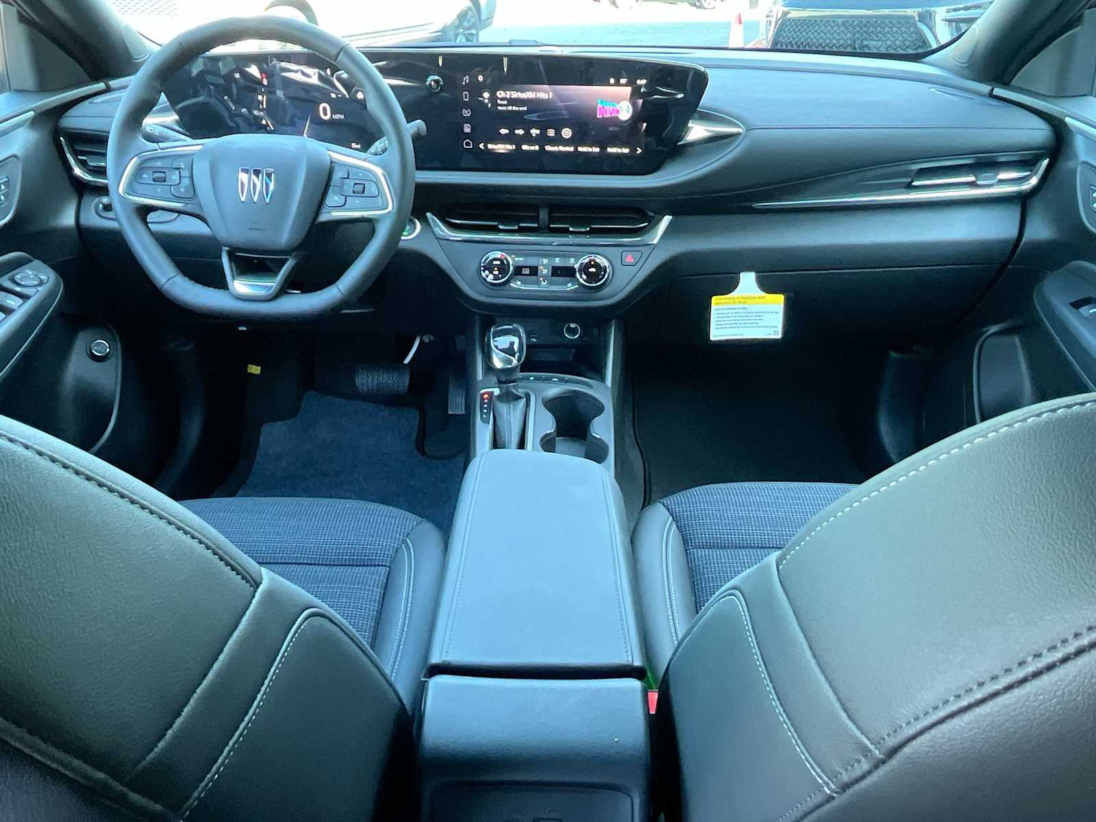 2025 Buick Envista Preferred Image 17 of 25