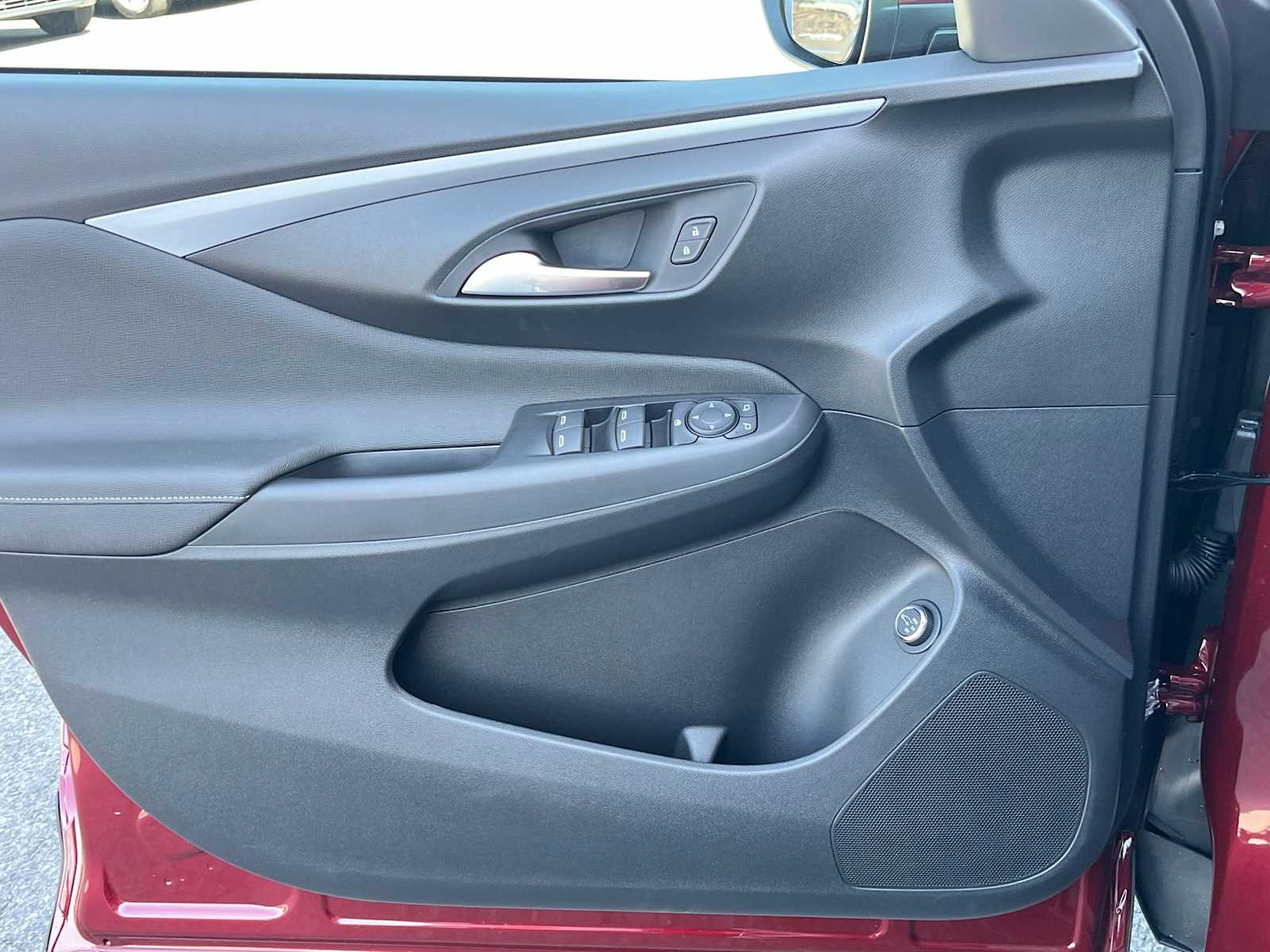 2025 Buick Envista Preferred Image 18 of 25