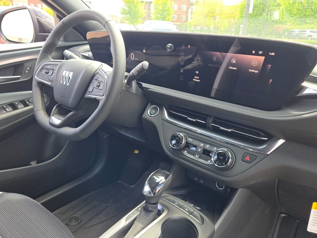 Vehicle image 12 of 34