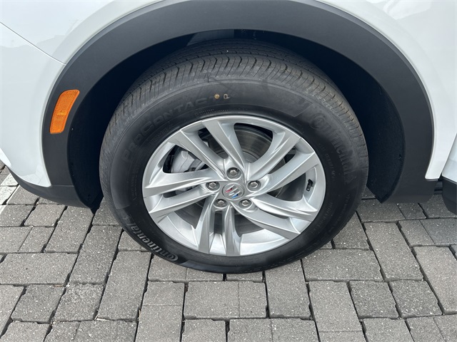 Vehicle image 25 of 44