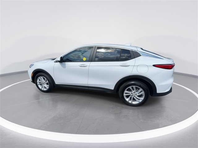 Vehicle image 20 of 44