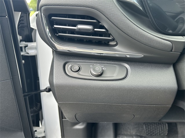 Vehicle image 38 of 44