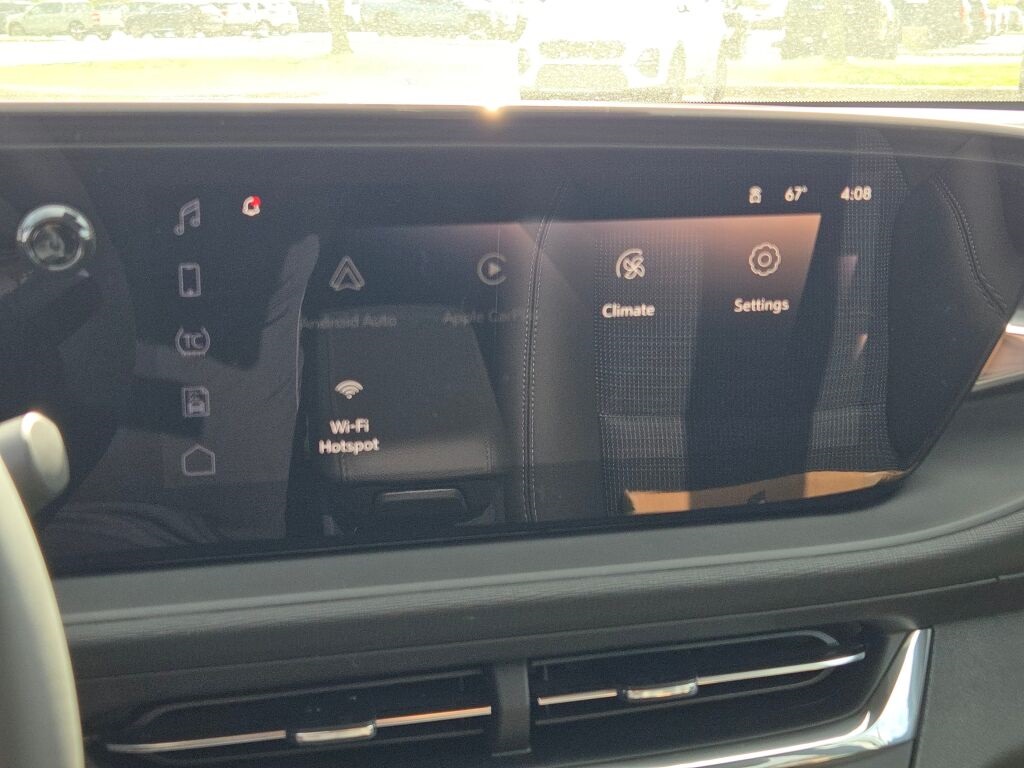 Vehicle image 32 of 37