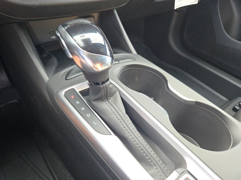 Vehicle image 29 of 37