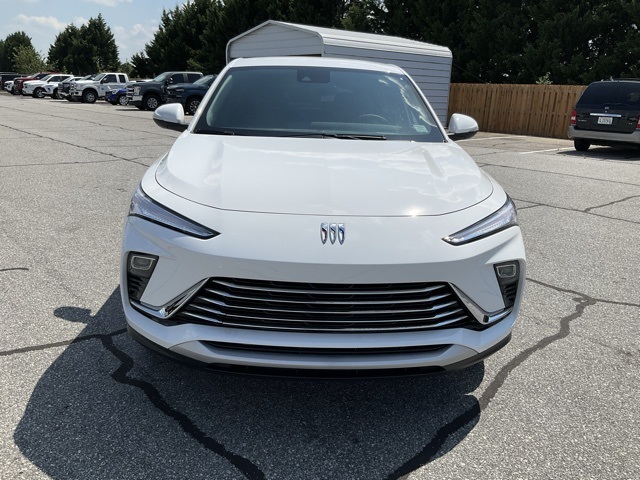 Vehicle image 2 of 24