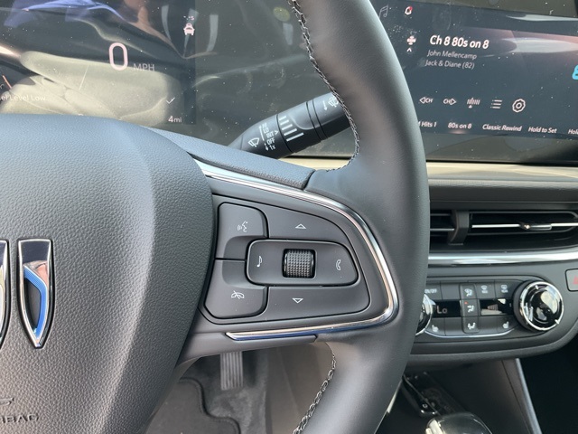 Vehicle image 16 of 24