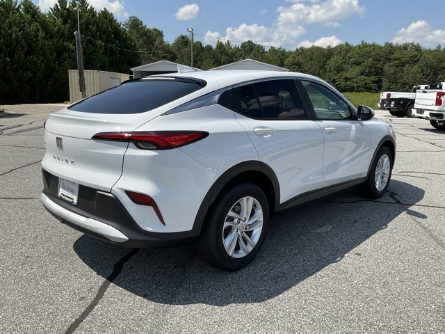 Vehicle image 4 of 24