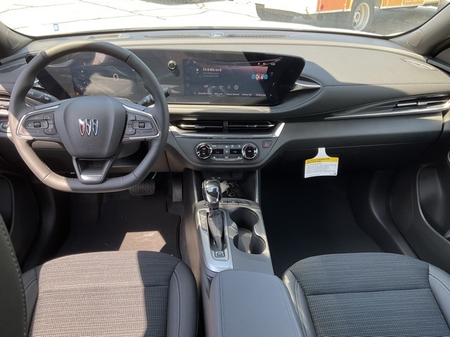 Vehicle image 14 of 24