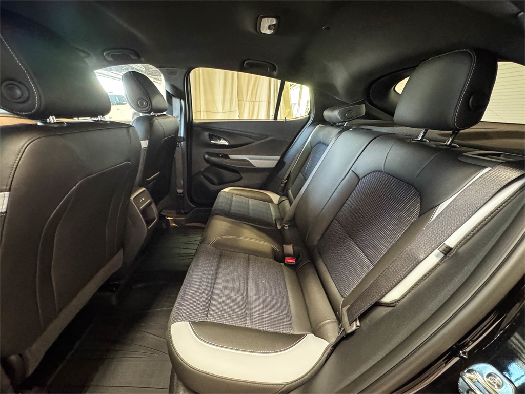 2025 Buick Envista Preferred Image 18 of 45