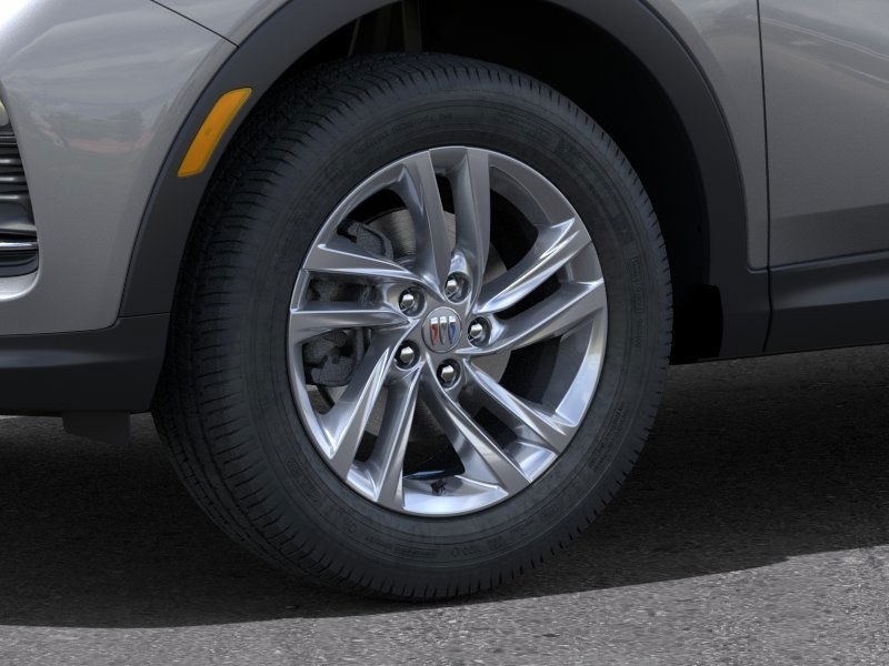 Vehicle image 10 of 25
