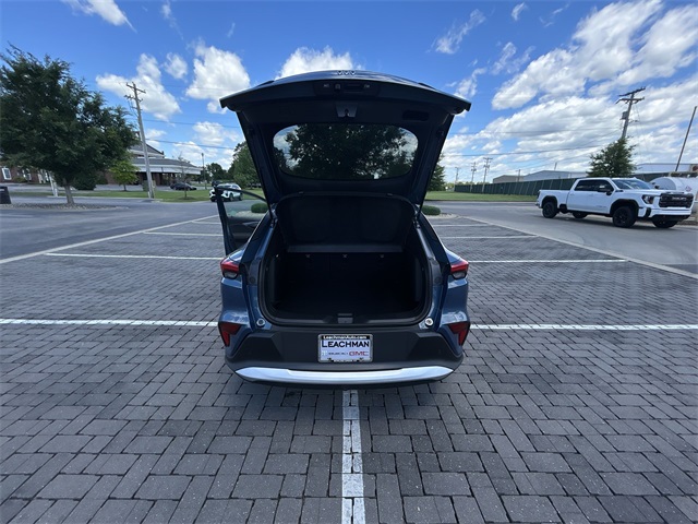 Vehicle image 40 of 45