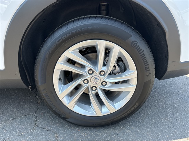 Vehicle image 7 of 34