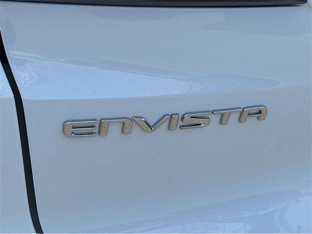 Vehicle image 28 of 34