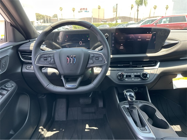 Vehicle image 13 of 34