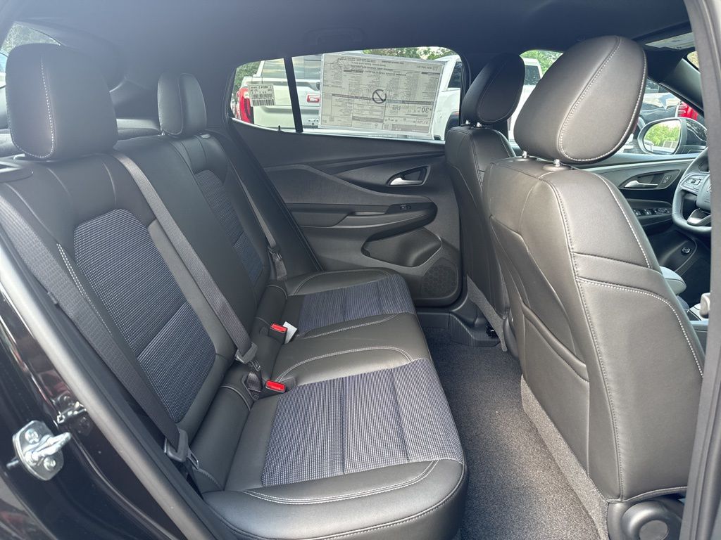 2025 Buick Envista Preferred Image 13 of 51