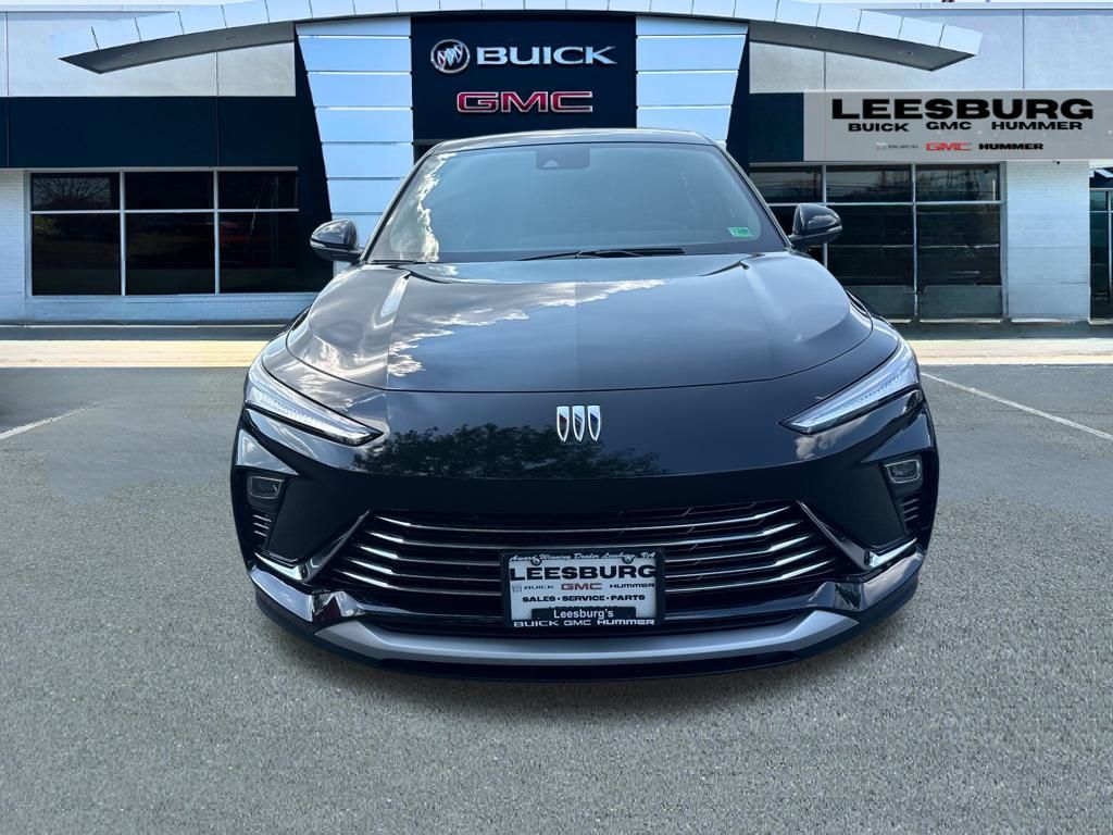 2025 Buick Envista Preferred Image 2 of 51