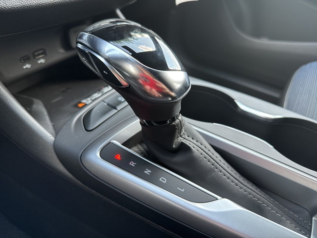 2025 Buick Envista Preferred Image 23 of 51