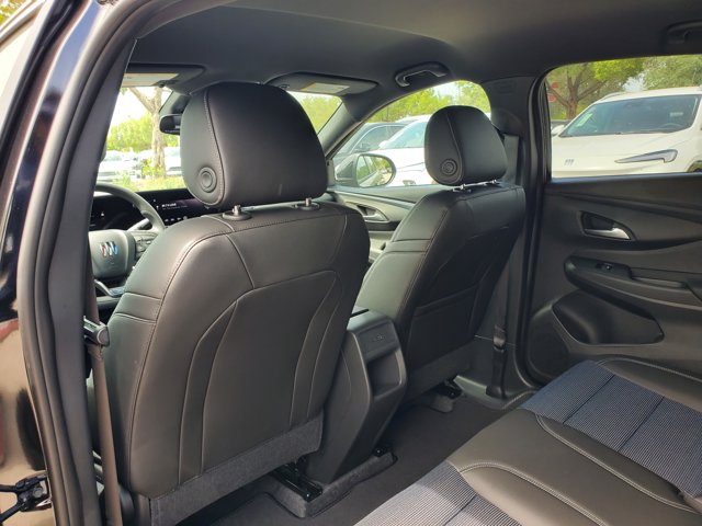 Vehicle image 6 of 16