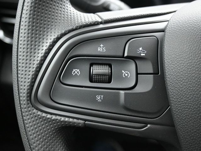 Vehicle image 34 of 47