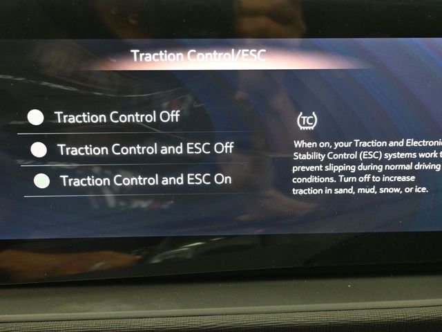 Vehicle image 40 of 47