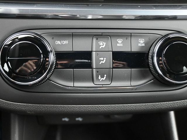 Vehicle image 41 of 47