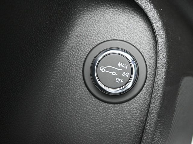 Vehicle image 31 of 47