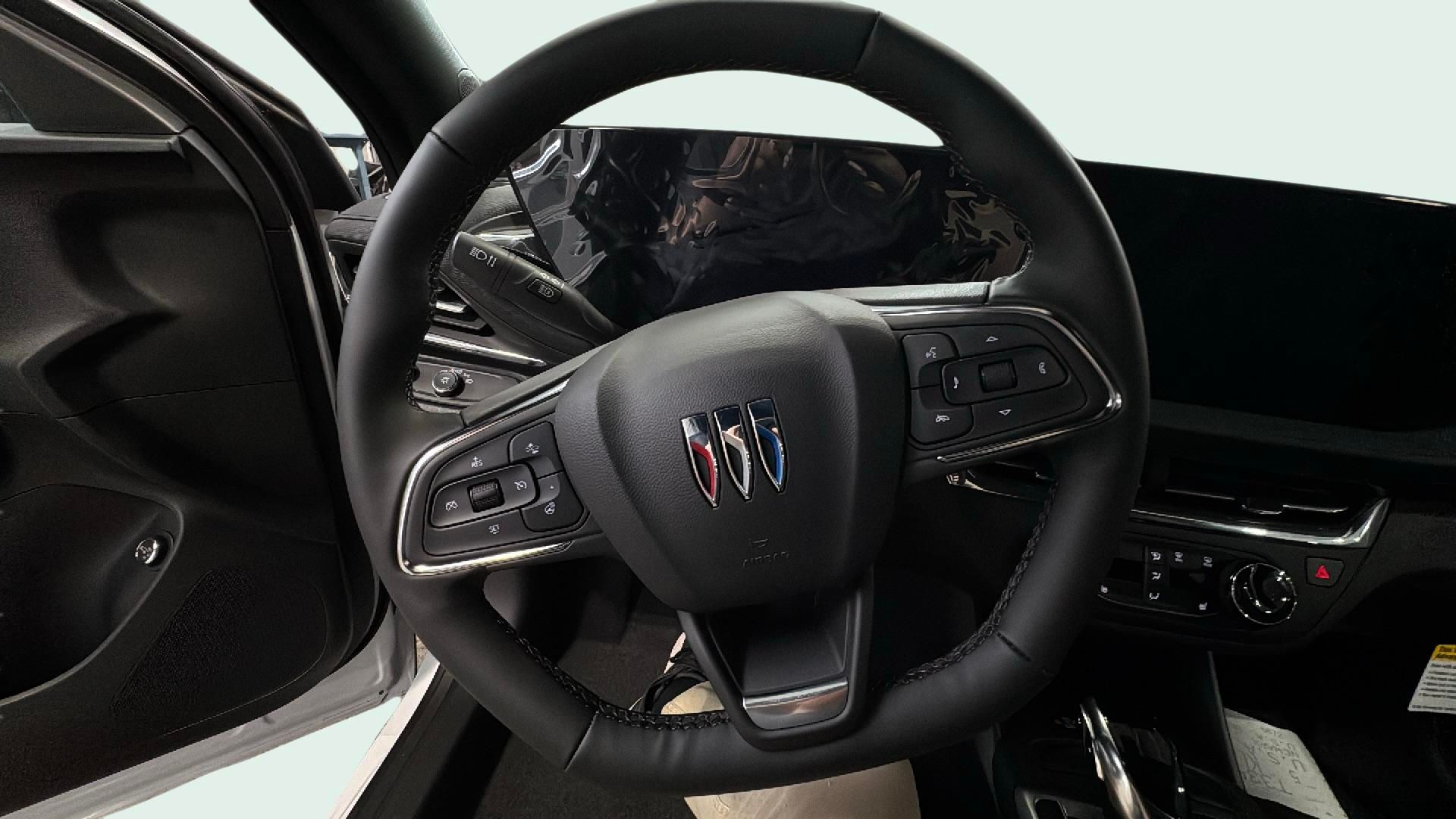 2025 Buick Envista Preferred Image 14 of 30