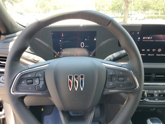 Vehicle image 12 of 18