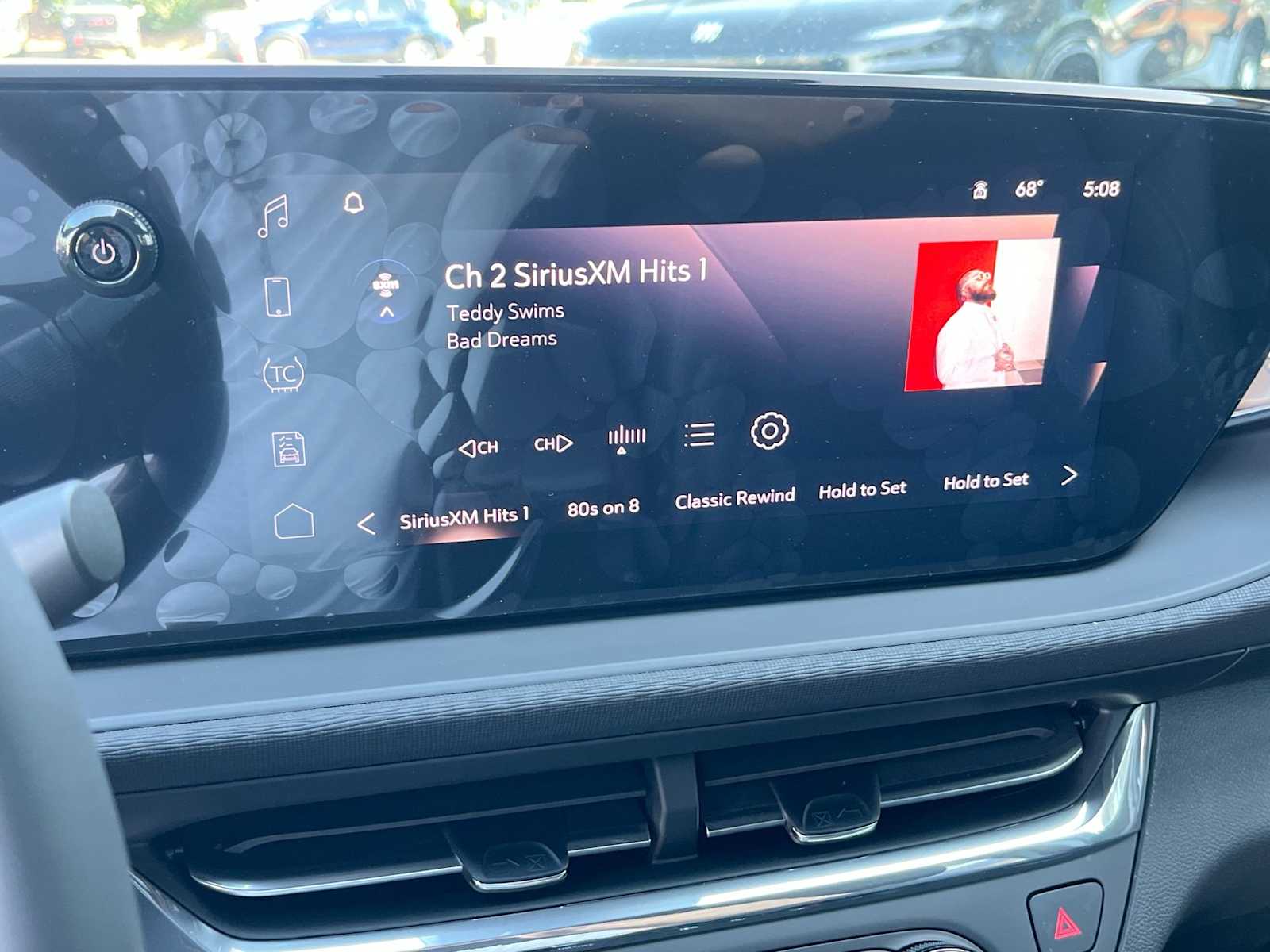 2025 Buick Envista Preferred Image 12 of 25