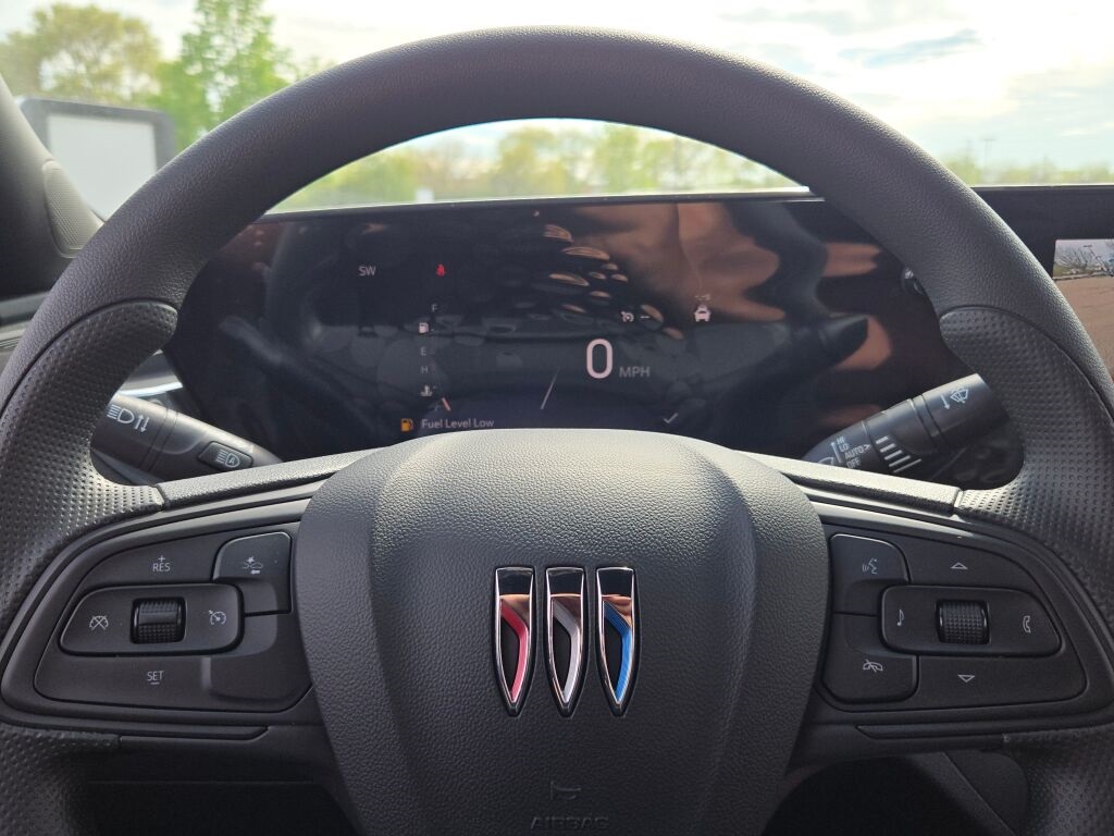 Vehicle image 31 of 32