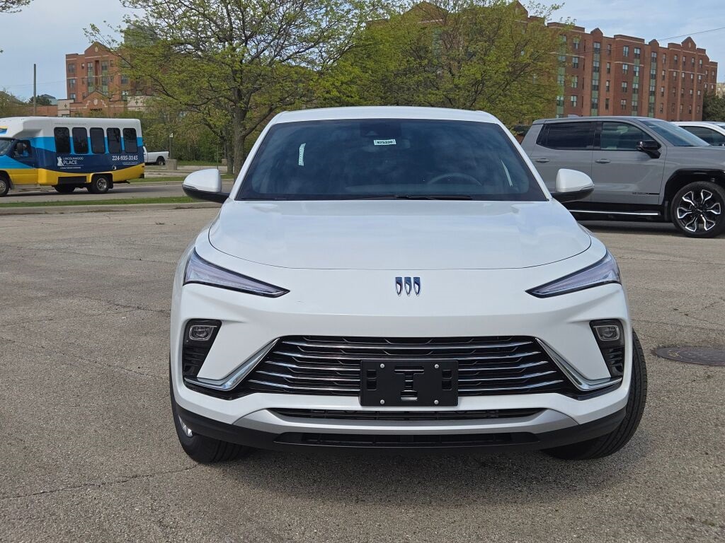 Vehicle image 3 of 32