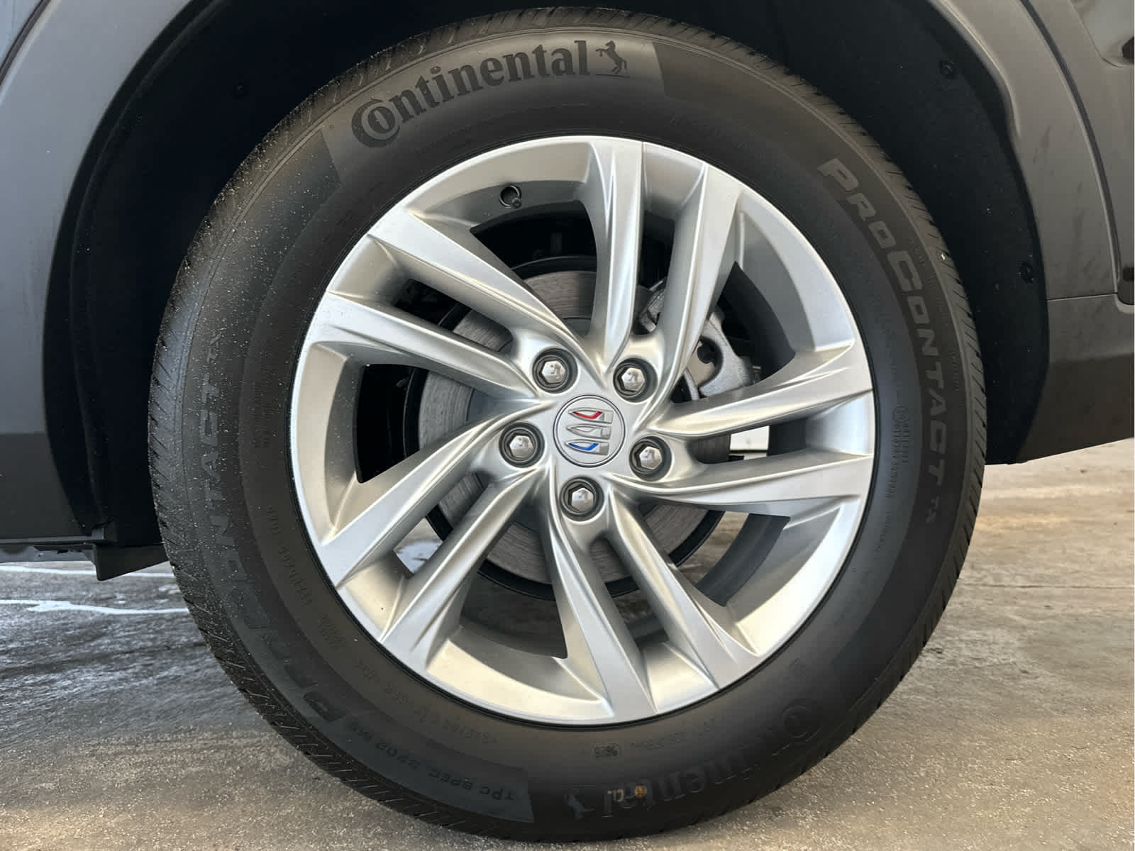 Vehicle image 6 of 46