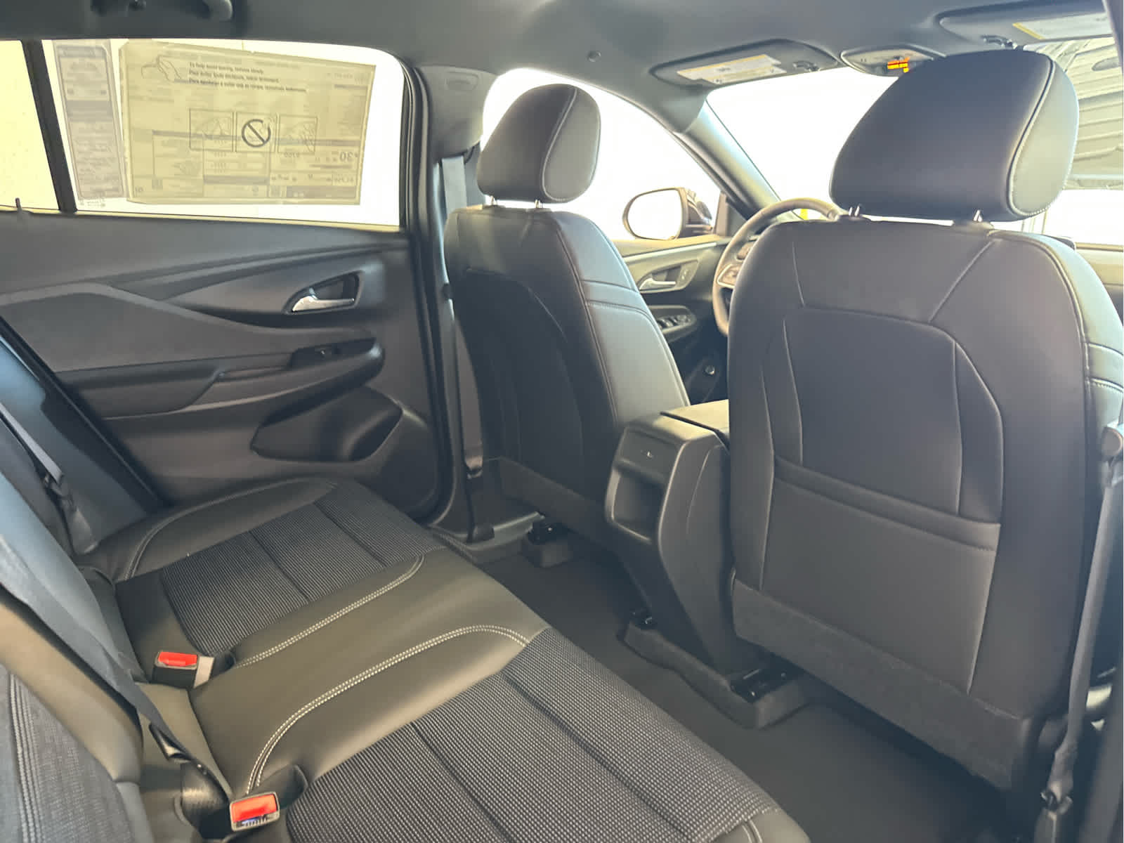 Vehicle image 11 of 46