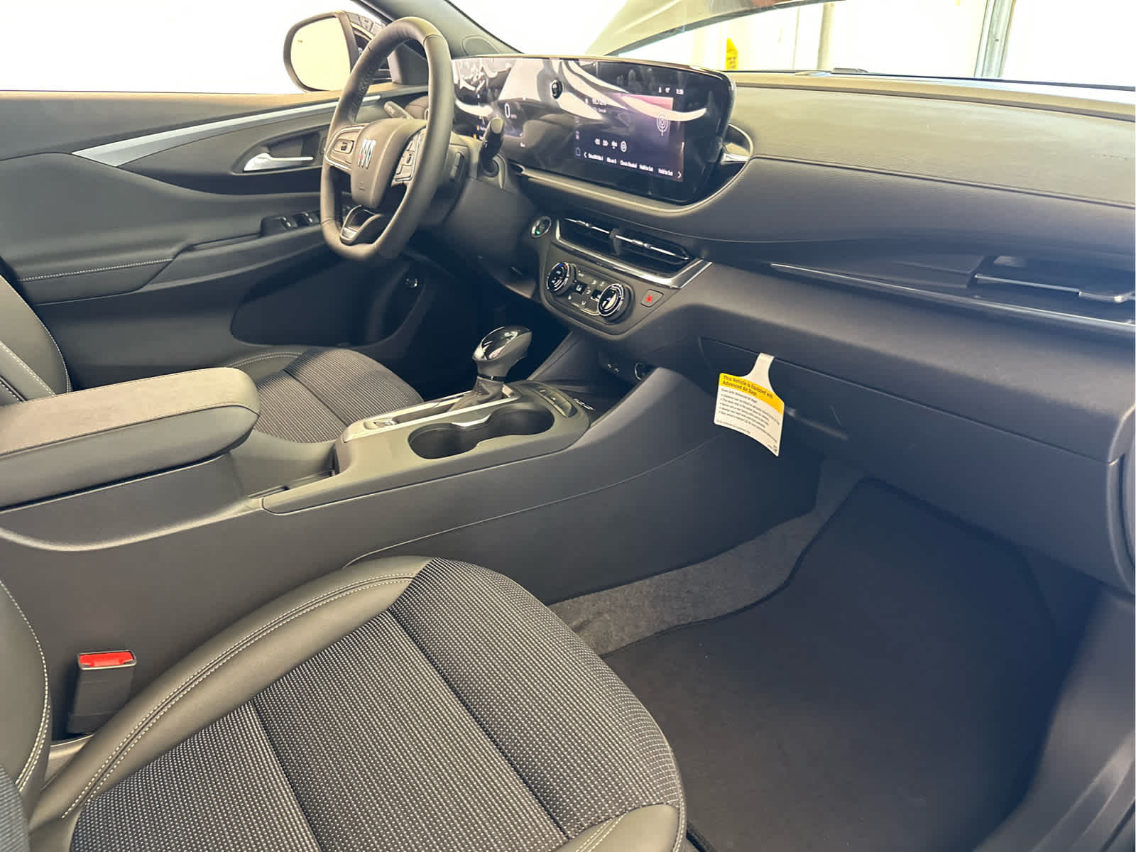 Vehicle image 22 of 46