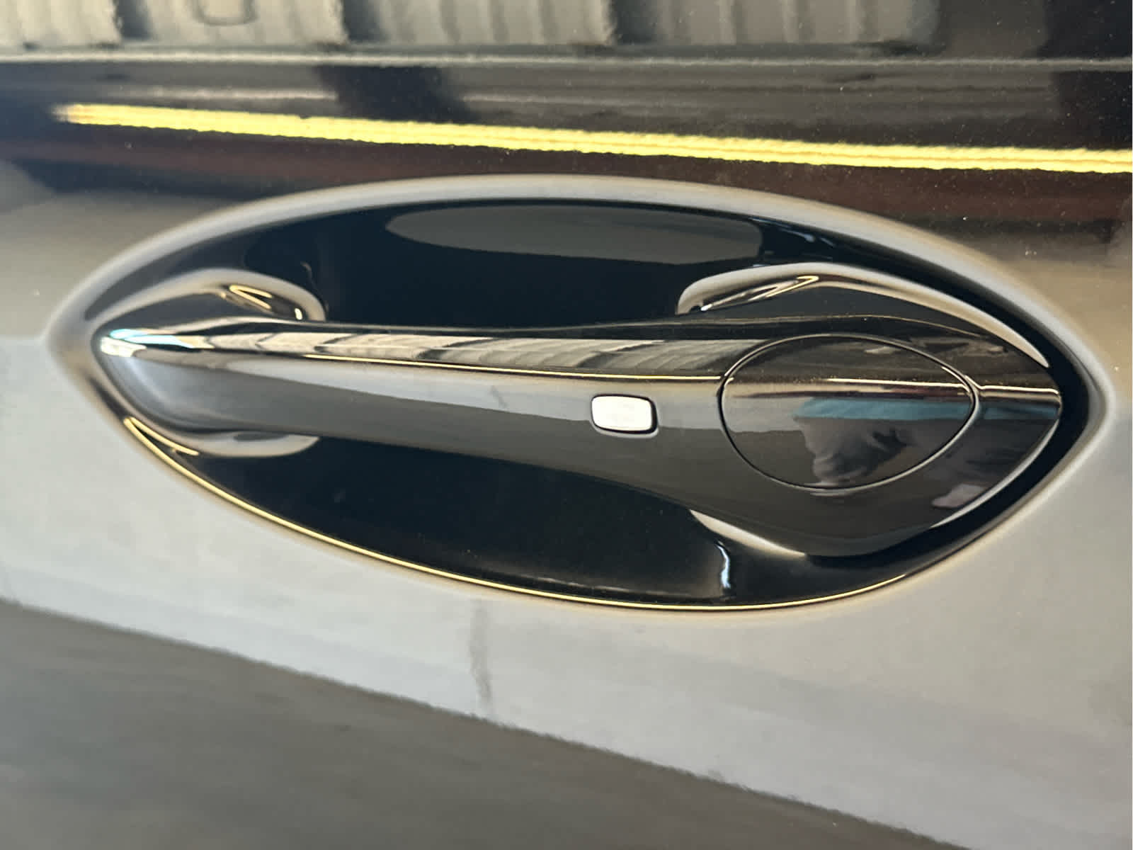 Vehicle image 41 of 46