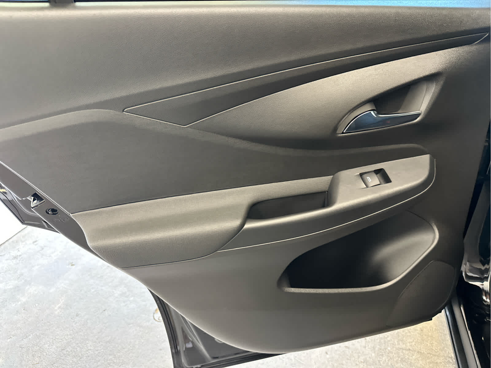 Vehicle image 31 of 46