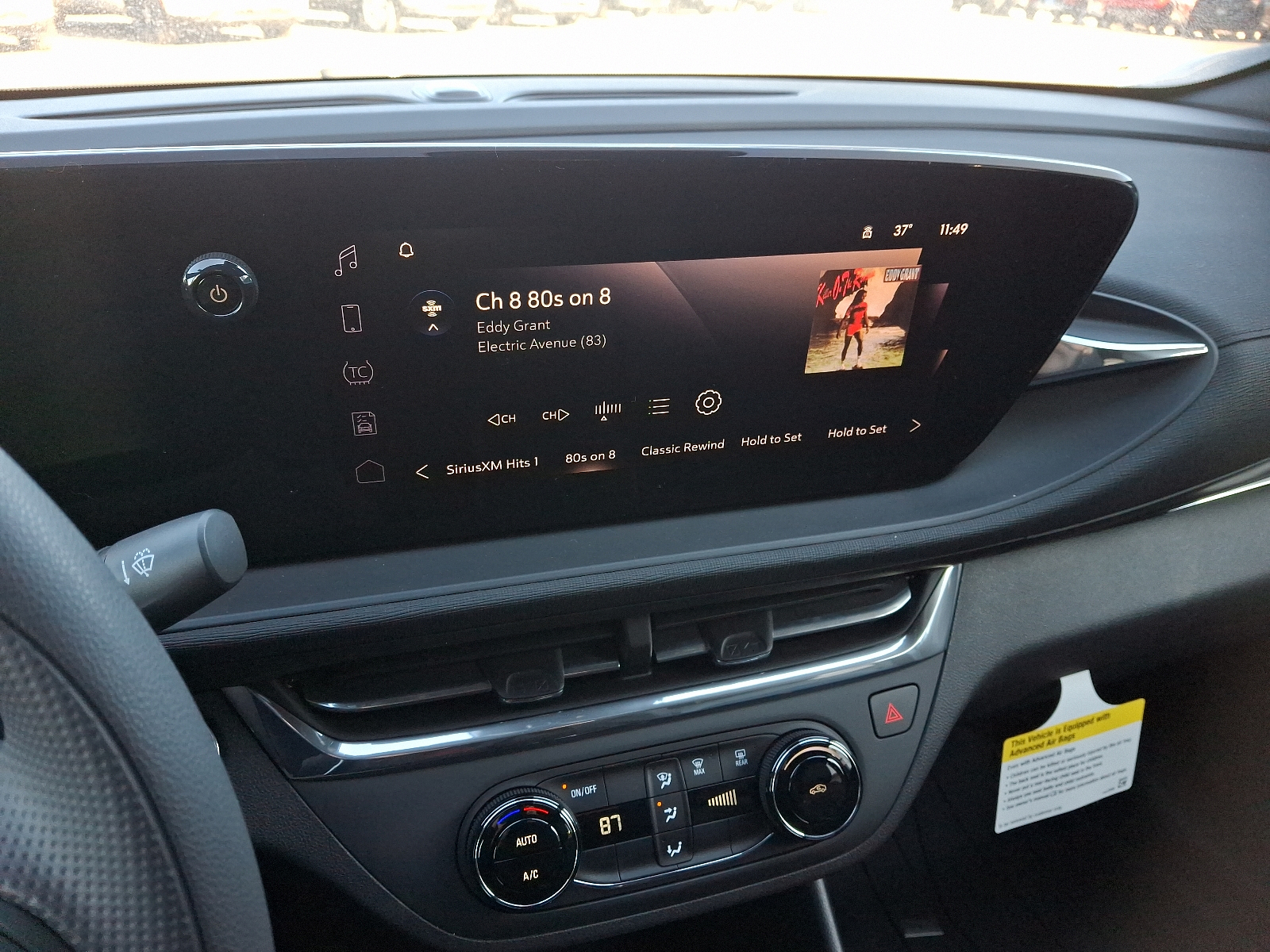 Vehicle image 14 of 21