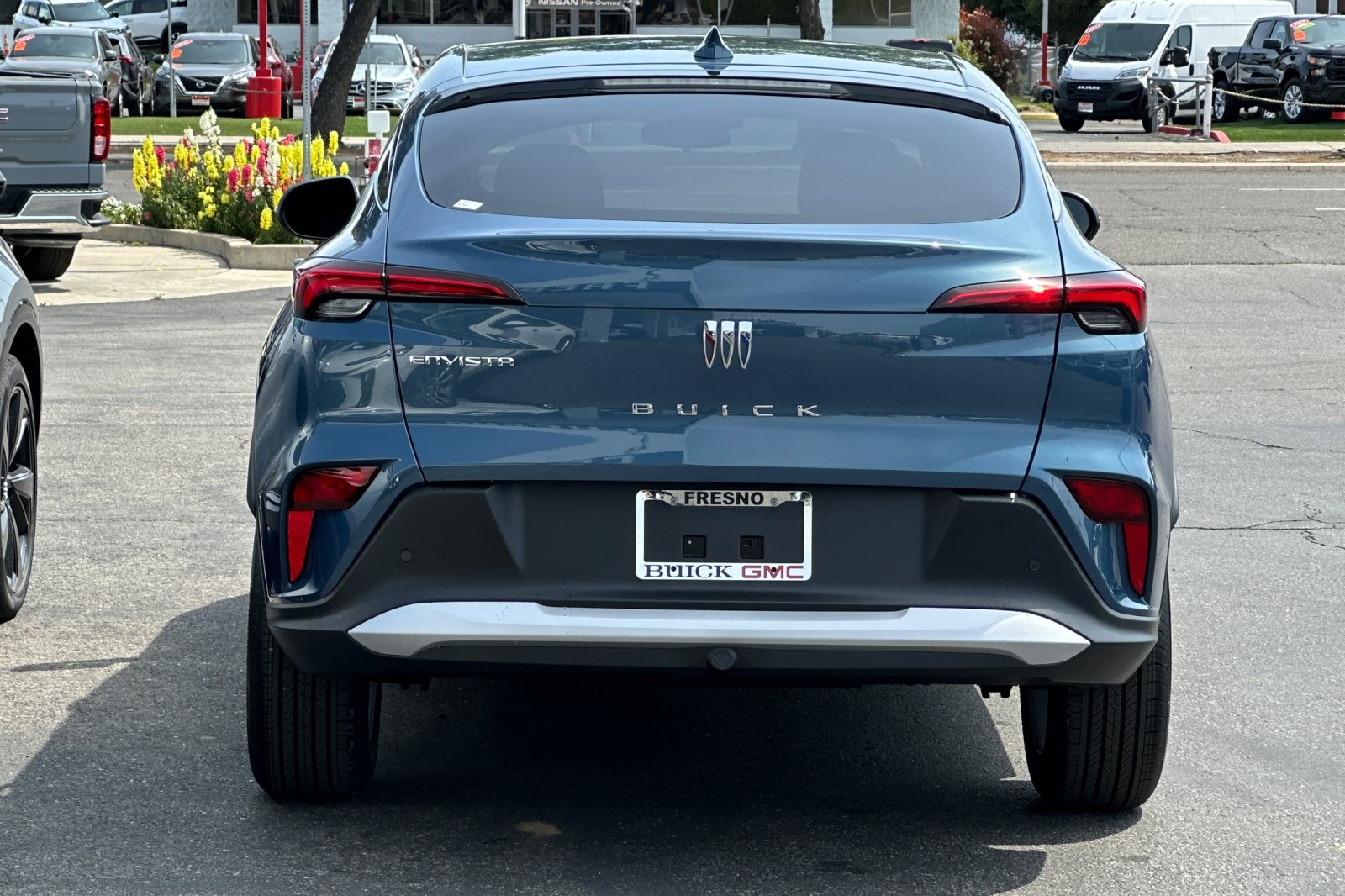 Vehicle image 5 of 32