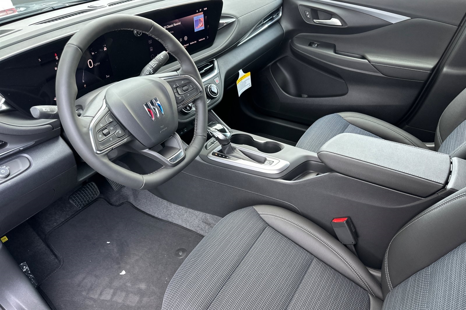 Vehicle image 12 of 32