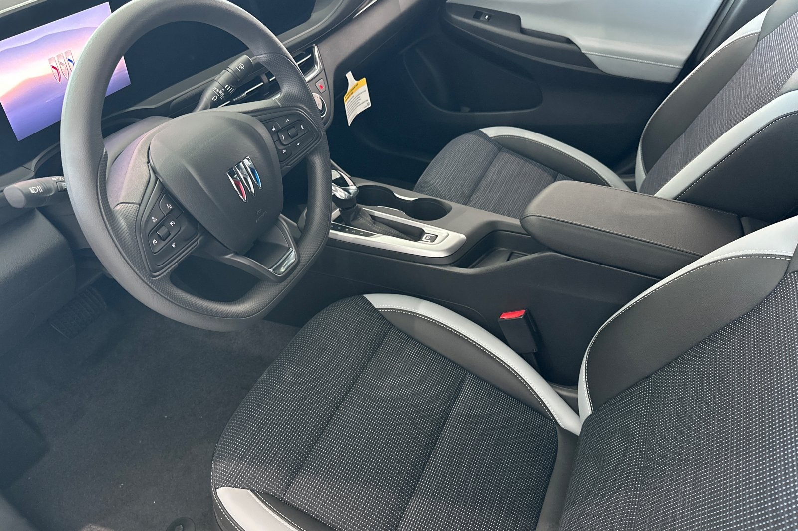 Vehicle image 17 of 30