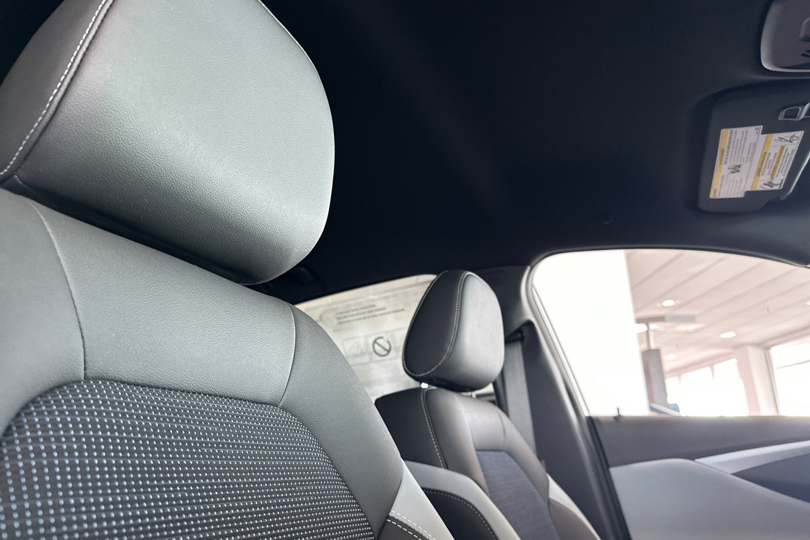Vehicle image 9 of 30