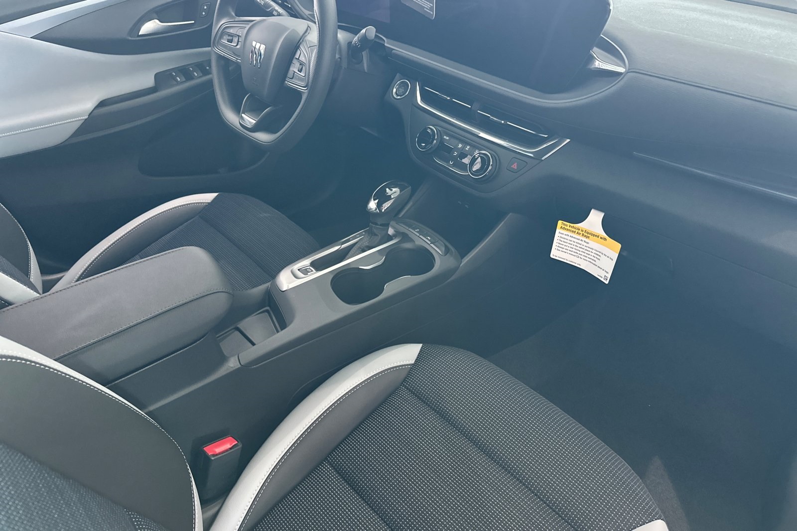 Vehicle image 21 of 30