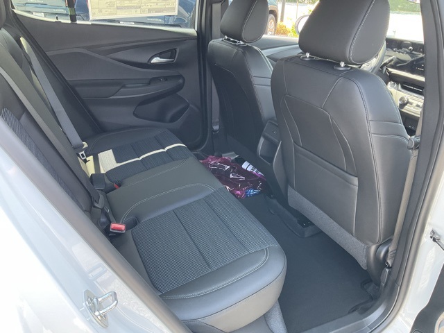 Vehicle image 8 of 23