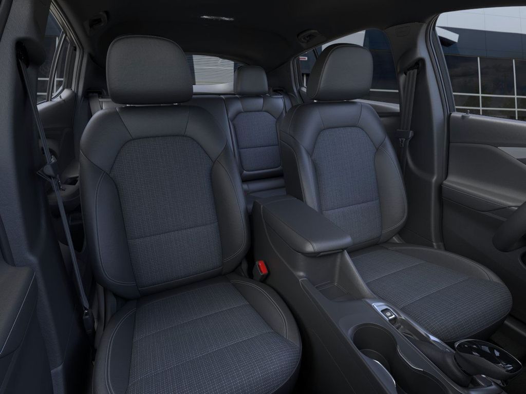 Vehicle image 16 of 25