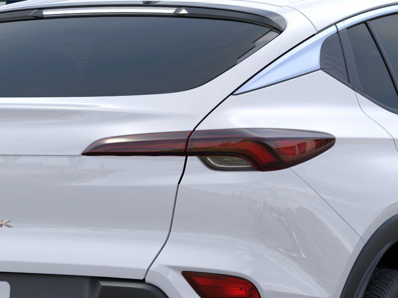 Vehicle image 11 of 24