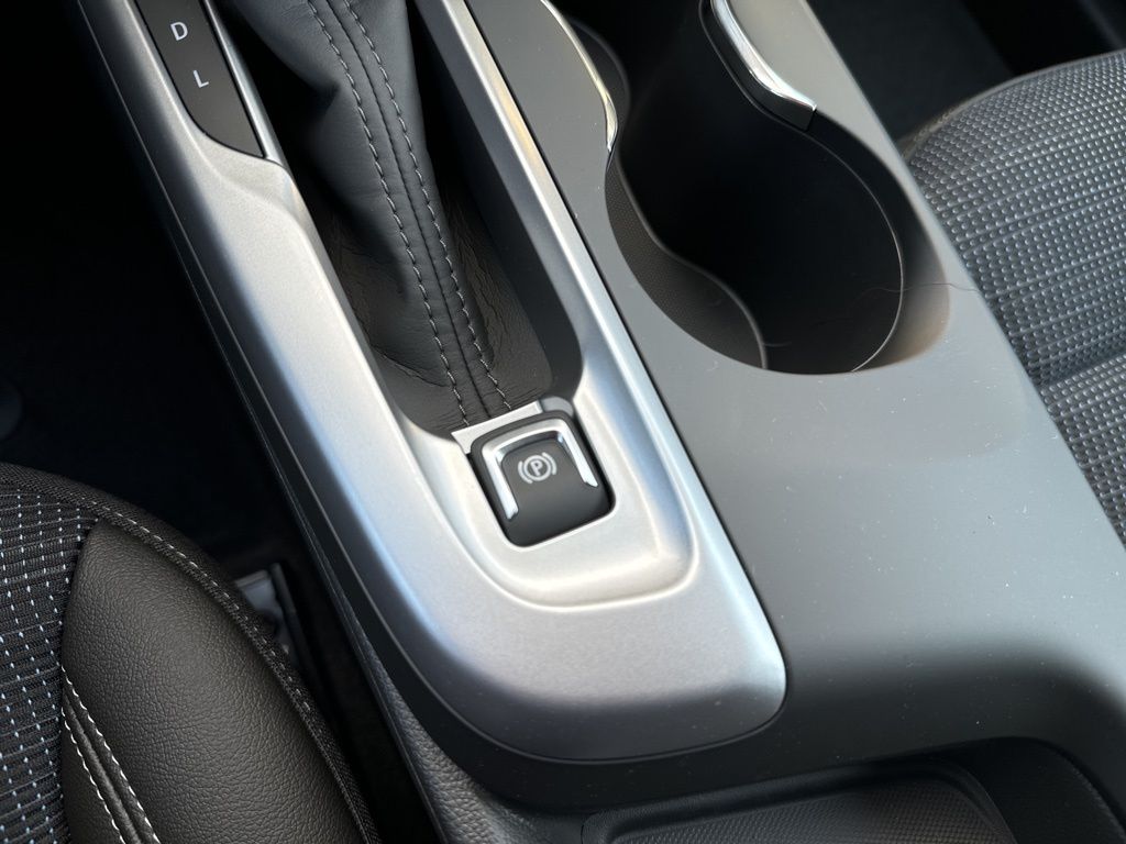 2025 Buick Envista Preferred Image 23 of 48